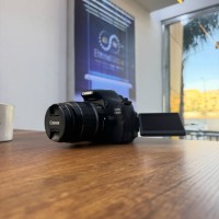 آلة-تصوير-canon-600d-boitier-18-55mm-f35-56-en-excellent-etat-avec-batterie-et-chargeur-باب-الزوار-الجزائر