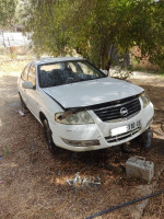 berline-nissan-sunny-2010-algerie