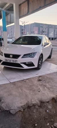 voitures-seat-leon-2019-fr-biskra-algerie