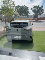 citadine-renault-clio-5-gris-nardou-noir-2024-mezghrane-mostaganem-algerie