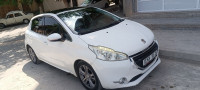 citadine-peugeot-208-2015-allure-algerie