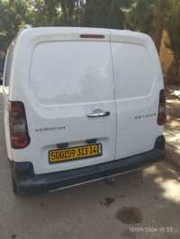 السيارات-النفعية-peugeot-partner-2013-tepee-زمالة-الأمير-عبد-القادر-تيارت-الجزائر