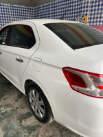 berline-peugeot-301-2013-active-batna-algerie