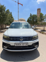 tout-terrain-suv-volkswagen-tiguan-2017-r-line-relizane-algerie