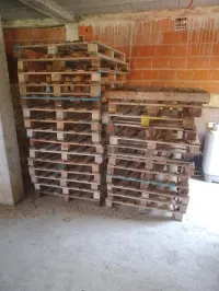Des palettes en bois 