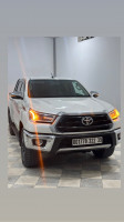 pickup-toyota-hilux-2022-legend-dc-4x4-pack-luxe-el-oued-algerie