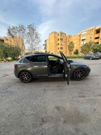 سيارات-seat-leon-2018-fr15-باش-جراح-الجزائر