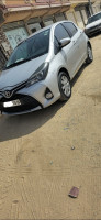 voitures-toyota-yaris-2015-touch-active-benaceur-touggourt-algerie