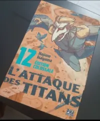 Tome 012 : L'Attaque des Titans Edition Colossale T012