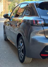 سيارات-peugeot-208-2022-allure-تيزي-وزو-الجزائر
