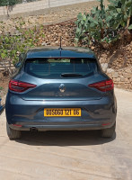 voitures-renault-clio-5-2021-bisnes-bejaia-algerie