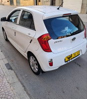 voitures-kia-picanto-2014-pop-souk-ahras-algerie