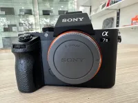 Sony a7II boîtier nu avec tous ces accessoires 10k clics 
