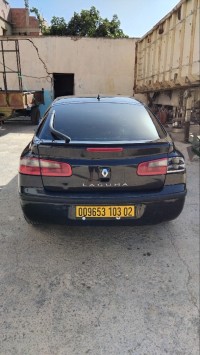 voitures-renault-laguna-2-2006-taougrite-chlef-algerie