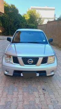 السيارات-النفعية-nissan-navara-2016-elegance-4x2-حاسي-مسعود-ورقلة-الجزائر