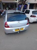 voitures-renault-clio-campus-2012-chlef-algerie