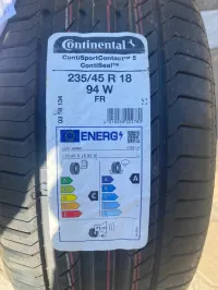Pneu continental 235 45 18