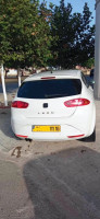 voitures-seat-leon-2011-fully-bordj-el-bahri-alger-algerie