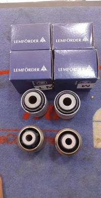 KIT SILENT BLOC TRIANGLE AR BMW 