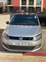 voitures-volkswagen-polo-2013-black-et-silver-algerie