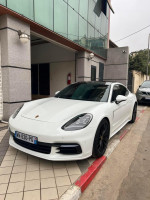 grande-berline-porsche-panamera-2017-hussein-dey-alger-algerie