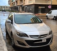 سيارات-opel-astra-2015-cosmo-وهران-الجزائر