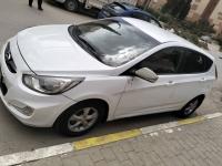 Hyundai Accent RB  5 portes 2012 Style thumbnail 2