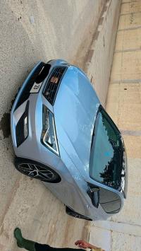 سيارات-seat-leon-2018-fr15-تبسة-الجزائر