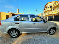 voitures-chevrolet-aveo-4-portes-2012-medea-algerie