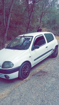 سيارات-renault-clio-2-2000-بوعنداس-سطيف-الجزائر