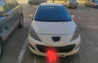 سيارات-peugeot-207-2013-البليدة-الجزائر