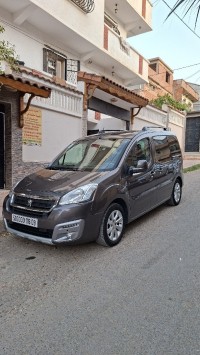 سيارات-peugeot-partner-2016-tepee-العفرون-البليدة-الجزائر