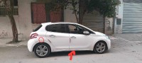 سيارات-peugeot-208-2013-allure-جامعة-المغير-الجزائر