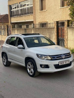 voitures-volkswagen-tiguan-2017-r-line-irdjen-tizi-ouzou-algerie