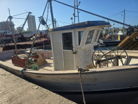 bateaux-pneumatique-sardinier-bateau-de-peche-jijel-algerie