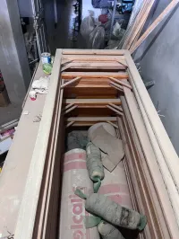 Lot cadre de porte en bois 