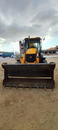 بناء-و-أشغال-location-des-engin-poclain-et-camion-بئر-خادم-الجزائر