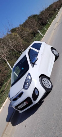 voitures-kia-picanto-2013-pop-constantine-algerie