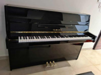 piano-clavier-de-luxe-tres-moderne-droit-noir-yamaha-ju109pe-cheraga-alger-algerie