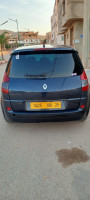 voitures-renault-scenic-2009-sig-mascara-algerie