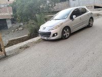 citadine-peugeot-207-2011-arris-batna-algerie