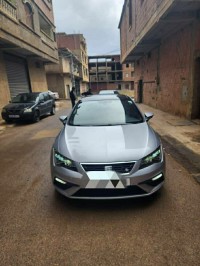 سيارات-seat-leon-2018-fr15-البليدة-الجزائر