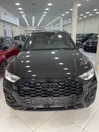 Audi Q5 2023 S lain
