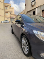 berline-ford-focus-4-portes-2012-titanium-ain-benian-alger-algerie