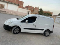 commerciale-peugeot-partner-2014-b9-ain-mlila-oum-el-bouaghi-algerie