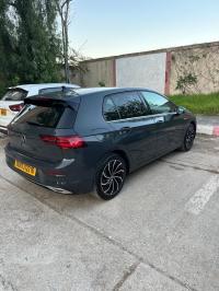 سيارات-volkswagen-golf-8-2022-style-الرويبة-الجزائر