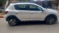 سيارات-dacia-sandero-2017-stepway-أحمر-العين-تيبازة-الجزائر