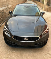 moyenne-berline-seat-leon-2021-style-kouba-alger-algerie