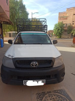 voitures-toyota-hulix-2009-ain-el-hadjar-saida-algerie