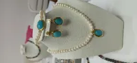 Parure en perles de l'eau douce naturelles 